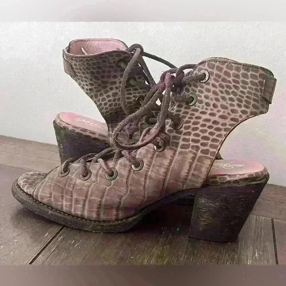 EUC Miss Macie Goodness Gracious Open Toe Lace Up  Booties Womens size 7.5 - Picture 7 of 12